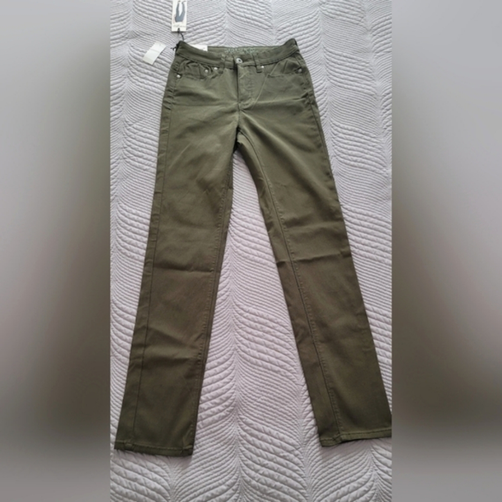 Parasuco Jeans, NWT, Straight Cut, Stretch Size 6